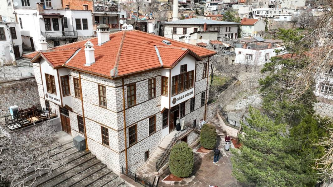 Selçuklu’da bayram yoğunluğu: Sembol mekanlar doldu 11